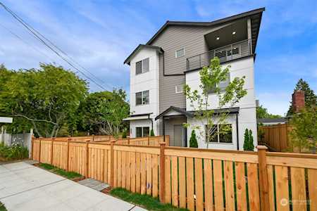 8338 27th Ave NW Seattle, WA 98117