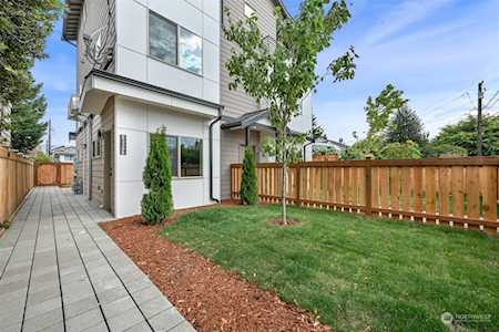 8338 27th Ave NW #B Seattle, WA 98117
