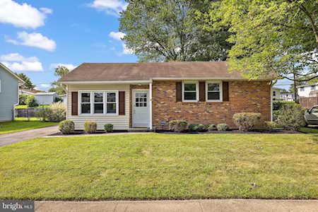 32 Queens Way Newark, DE 19713