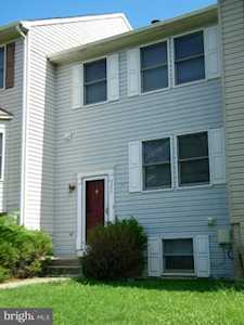 303 Sloping Woods Ct Annapolis, MD 21409