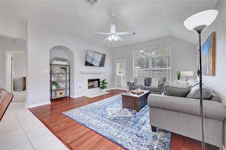 14914 Doria DR Austin, TX 78728