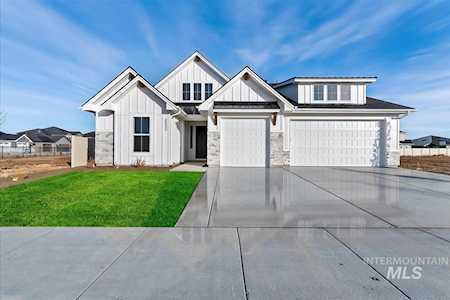 2548 E Sawtelle Peak St Meridian, ID 83642