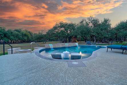 2821 Greatwood TRL Leander, TX 78641