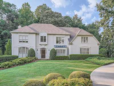 2244 Old Brooke Lane Dunwoody, GA 30338