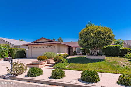 2264 Mcdonald St Simi Valley, CA 93065