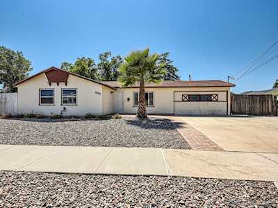 9209 Dunbarton Rd Santee, CA 92071