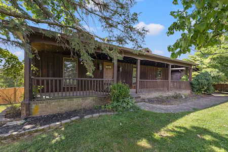128 Squires Pointe Rd Paris, KY 40361
