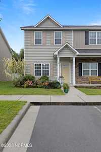 622 Ebb Tide Ln Sneads Ferry, NC 28460