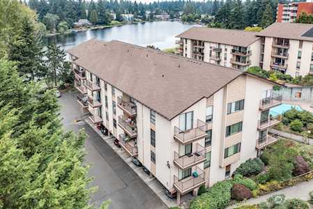 13201 Linden Ave N #211A Seattle, WA 98133