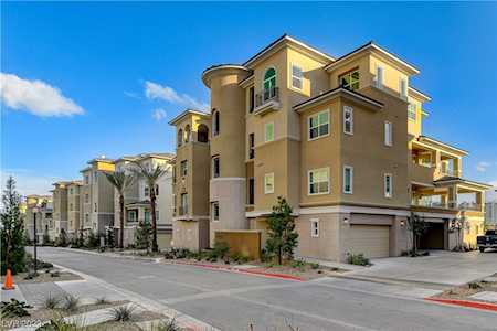 9137 Las Manaitas Ave #302 Las Vegas, NV 89144