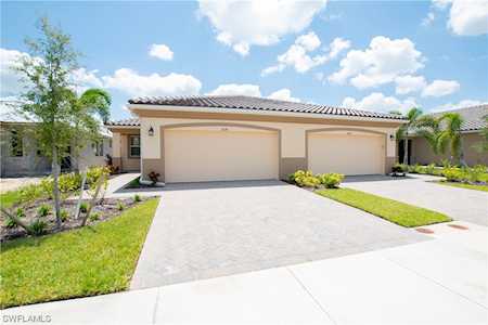 10339 Bonavie Cove Dr Fort Myers, FL 33966