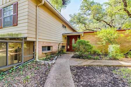 7503 Creekbluff DR Austin, TX 78750