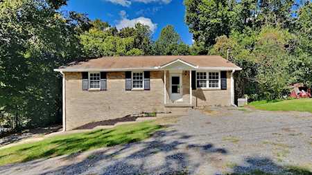 119 Annette Dr Ashland City, TN 37015