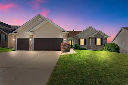 414 Van Buren Ct Wentzville, MO 63385
