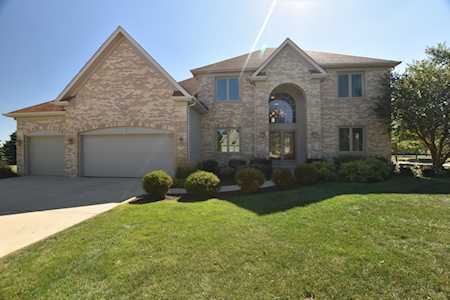 26401 Silverleaf Dr Plainfield, IL 60585