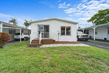 5314 SW 29th Ave Fort Lauderdale, FL 33312
