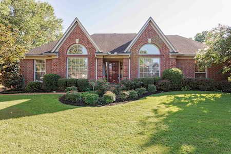 6755 Stone Break Cv Bartlett, TN 38135
