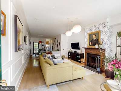 1602 Shakespeare St Baltimore, MD 21231