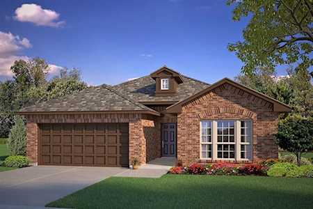 15512 CHARING CROSS Road Fort Worth, TX 76247