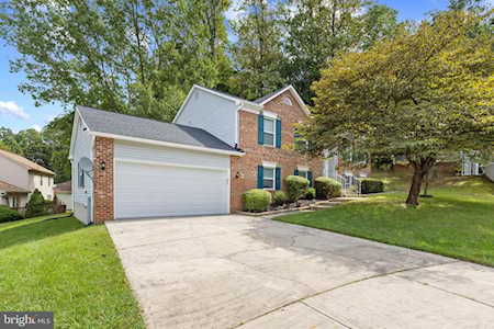 10002 Vista Woods Ct Springdale, MD 20774