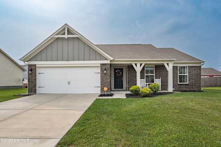 171 Boulders West Dr Shepherdsville, KY 40165
