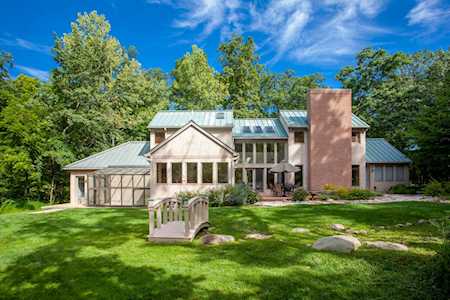7077 Duncans Glen Drive Westerville, OH 43082