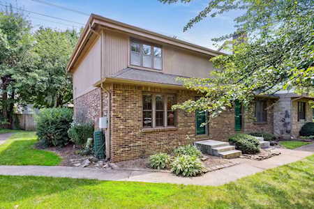 136 Stornoway Drive Columbus, OH 43213