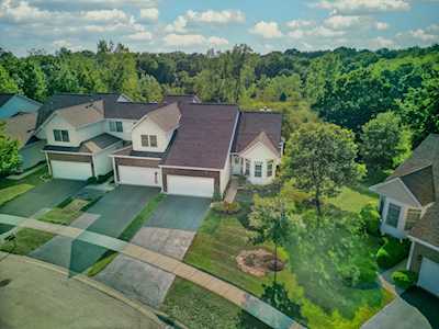 784 Duvall Dr Woodstock, IL 60098