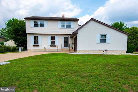 3 Abbington Ln Sewell, NJ 08080