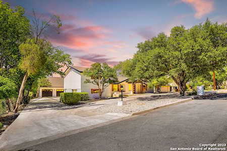 613 Skyforest Drive Hollywood Pa, TX 78232