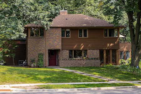 1596 Northrop Street Falcon Heights, MN 55108