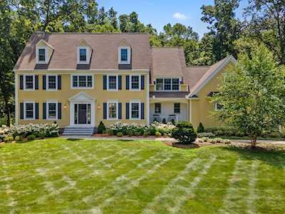 14 Kendall Drive Westborough, MA 01581
