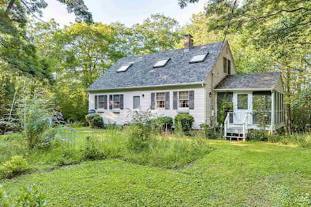 11 Council Tree Ln Wolfeboro, NH 03894