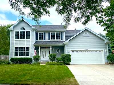 1309 Ardmore Dr Cary, IL 60013
