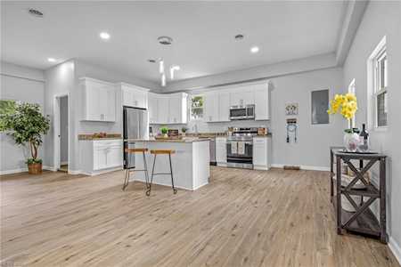 2532 E Little Creek Rd Norfolk, VA 23518