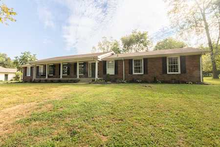 237 Lake Terrace Dr Hendersonville, TN 37075