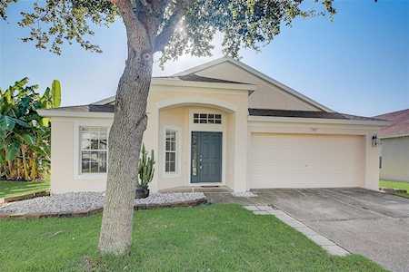 7832 Outerbridge St Wesley Chapel, FL 33545