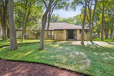 700 Havenwood Lane S Fort Worth, TX 76112