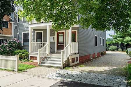 84 Clifton St #84 Cambridge, MA 02140