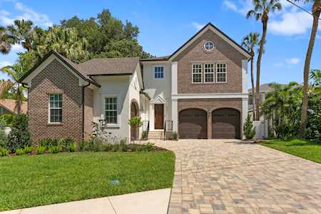 4211 W Woodmere Rd Tampa, FL 33609