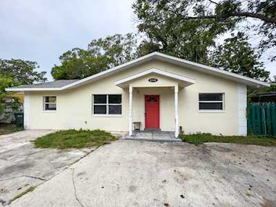 2148 119th St Seminole, FL 33778