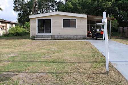 6072 112th Ave N Pinellas Park, FL 33782