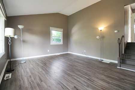137 E Showalter Dr Georgetown, KY 40324