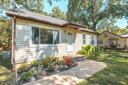323 Pine St Steelville, MO 65565