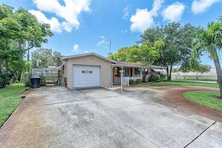 1798 Devonshire Dr N St. Petersburg, FL 33710