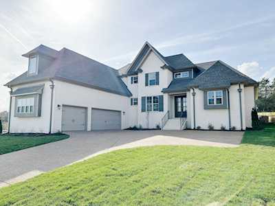 338 Broughton Street Gallatin, TN 37066