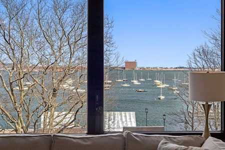 65 E India Row #4E Boston, MA 02110