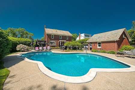 42 Thorny Lea Terrace Brockton, MA 02301