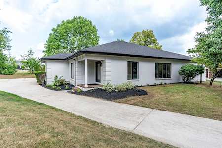 3400 Chestnut Hill Ln Lexington, KY 40509