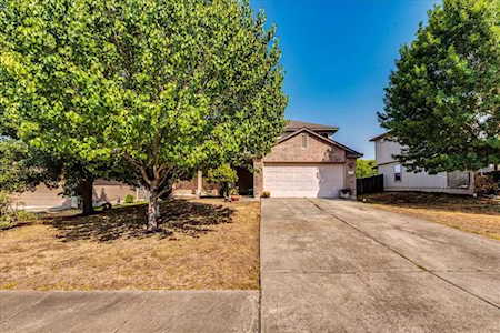 338 Paddington DR Kyle, TX 78640